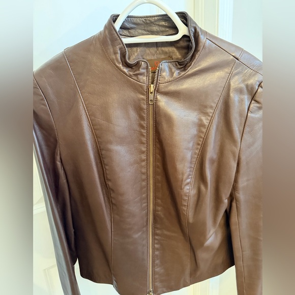 Jacket - Picture 4 of 6